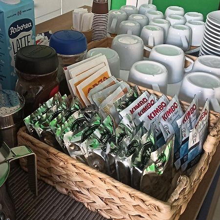 Pepe Bed & Breakfast Наполи Екстериор снимка